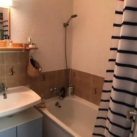 T2 6 Pers, Piscine, Parking, Animaux Admis - Fr-1-81-467 *